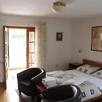 Erlando