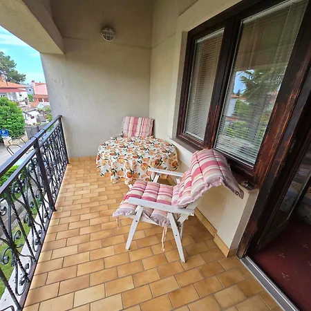 Erlando Apartamento *